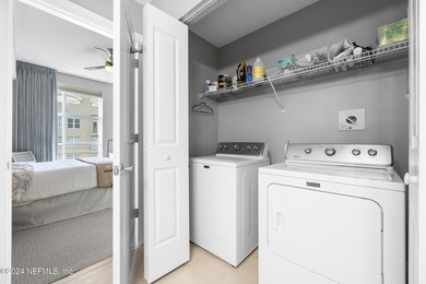 Nestled along Jacksonville's riverfront skyline, this premier - photo 18