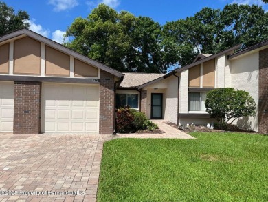 Lake Home For Sale in Weeki Wachee, Florida