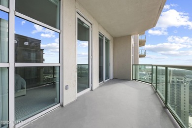 Nestled along Jacksonville's riverfront skyline, this premier - photo 21