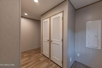 Charming New Home in Lake Awana - Flexible Living on a Private - photo 25