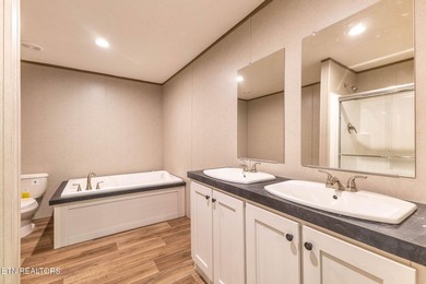 Charming New Home in Lake Awana - Flexible Living on a Private - photo 30