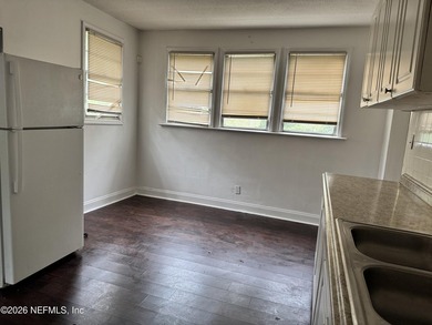 This adorable single family home is located in the sought after - photo 4
