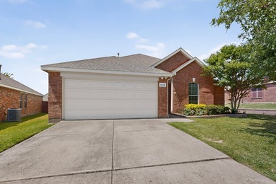 Beautiful 4-bedroom, single-story home on a quiet street in the - photo 5