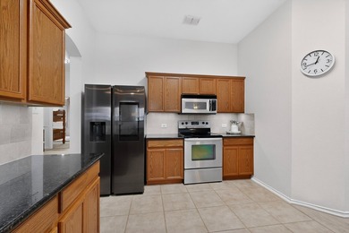 Beautiful 4-bedroom, single-story home on a quiet street in the - photo 10