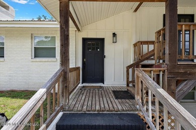 Country Living Meets Modern Comfort on 4.8 Acres! Welcome to 592 - photo 3