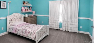 Welcome to resort-style living in this spacious and beautifully - photo 12