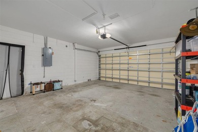 Immediate CASH FLOW and a PRIME LOCATION! This solid - photo 16