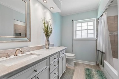 Classic Metairie manor nestled in the highly sought-after Maned - photo 18