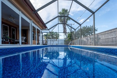 NO HOA! 3 bedroom/2 bath pool home located on a quiet street in - photo 21