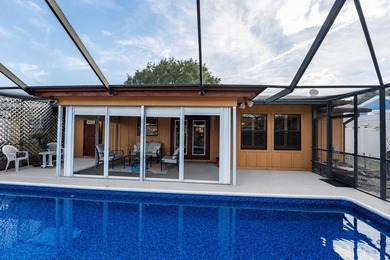 NO HOA! 3 bedroom/2 bath pool home located on a quiet street in - photo 23