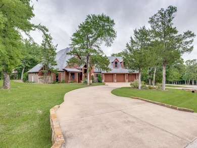 Beautifully appointed ranch-style home in the prestigious golf - photo 1