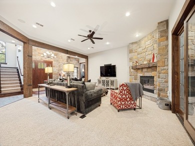 Beautifully appointed ranch-style home in the prestigious golf - photo 4