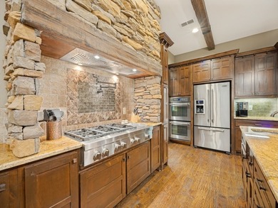 Beautifully appointed ranch-style home in the prestigious golf - photo 7