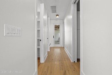 Thoughtfully designed for both elegant everyday living and - photo 25