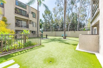 Welcome to Villa Pacifica! This unique upper-level condo offers - photo 31