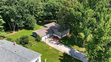 Welcome home to Surf Drive, a quiet street in the Coralville - photo 34