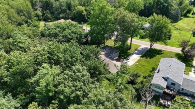Welcome home to Surf Drive, a quiet street in the Coralville - photo 36