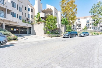 Welcome to Villa Pacifica! This unique upper-level condo offers - photo 36