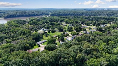 Welcome home to Surf Drive, a quiet street in the Coralville - photo 41