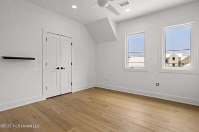 Thoughtfully designed for both elegant everyday living and - photo 45