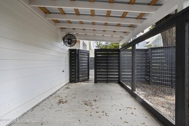 Thoughtfully designed for both elegant everyday living and - photo 49