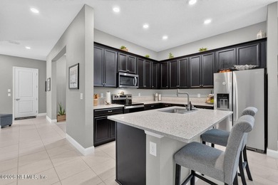 Pristine modern living in Halifax Plantation. This spacious 2 - photo 6