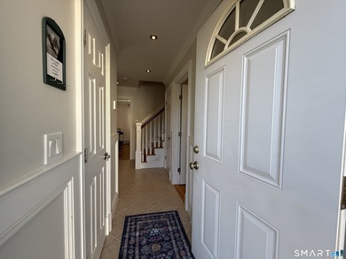 Fantastic townhouse-style condo located in the highly desirable - photo 12