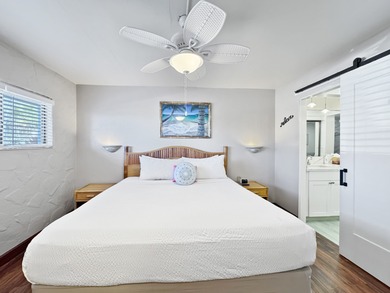 Oceanfront living at Casa De Emdeko. Location, location - photo 12