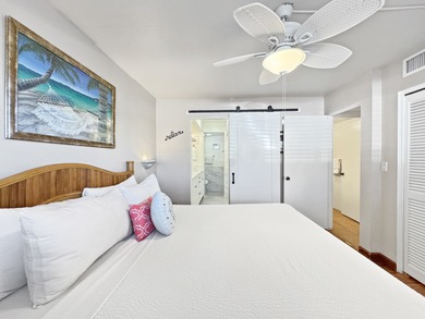 Oceanfront living at Casa De Emdeko. Location, location - photo 13