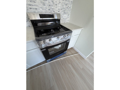 Southeast facing Balcony! Experience modern urban living at its - photo 14