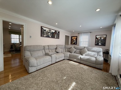 Fantastic townhouse-style condo located in the highly desirable - photo 19