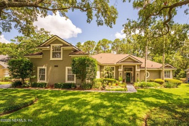 Hard to find 5 bedroom, 4 full bathrooms and 1 half guest - photo 1