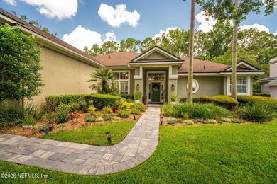 Hard to find 5 bedroom, 4 full bathrooms and 1 half guest - photo 3
