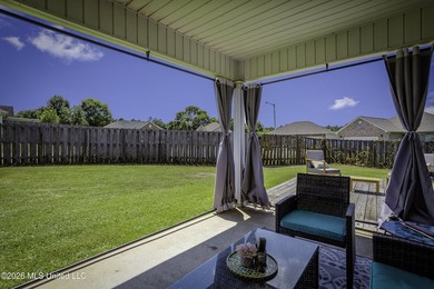 Welcome home to this charming 3-bedroom home offering comfort - photo 25
