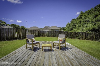 Welcome home to this charming 3-bedroom home offering comfort - photo 26