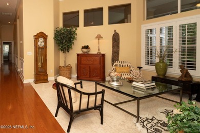 Hard to find 5 bedroom, 4 full bathrooms and 1 half guest - photo 7
