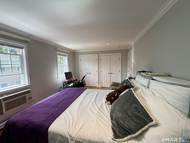 Fantastic townhouse-style condo located in the highly desirable - photo 29