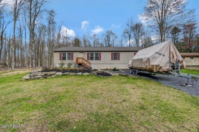 Lake Home For Sale in Lake Ariel, Pennsylvania