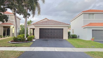 Weston Lakes Area Home For Sale in Weston Florida