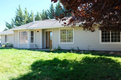 Lake Shastina Home For Sale in Weed California