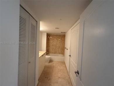 Beautiful 1-bedroom, 1-bathroom condo at Skyline on Brickell! - photo 3