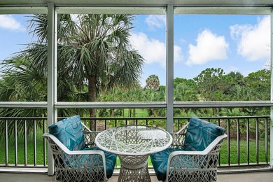 Overlooking the redesigned Via Mizner Golf Course, this spacious - photo 6