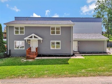 Welcome to this beautifully maintained home nestled in the heart - photo 11