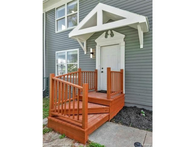Welcome to this beautifully maintained home nestled in the heart - photo 15