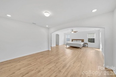 Welcome home to 11133 Argosy Drive in desirable Edgewater - photo 19