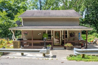 Ohio River Home For Sale in Marietta Ohio