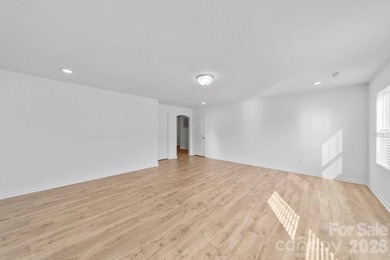 Welcome home to 11133 Argosy Drive in desirable Edgewater - photo 25