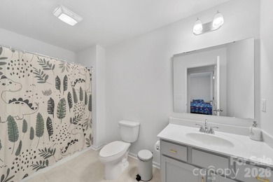 Welcome home to 11133 Argosy Drive in desirable Edgewater - photo 30