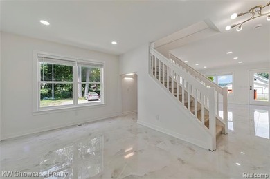 Welcome to this beautifully maintained home nestled in the heart - photo 31