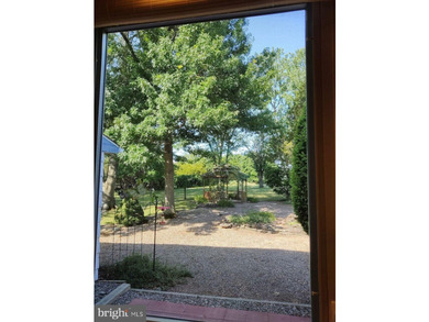 Charming 3BR/1.5BA Retreat on 1.28 Private Acres Tucked away on - photo 31